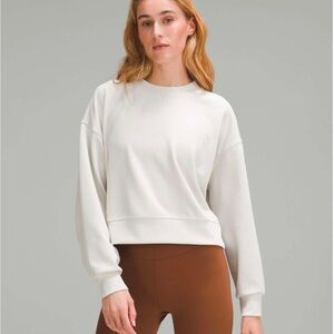 NWOT Lululemon Ribbed Softstreme
Perfectly Oversized Cropped Crew Bone 2